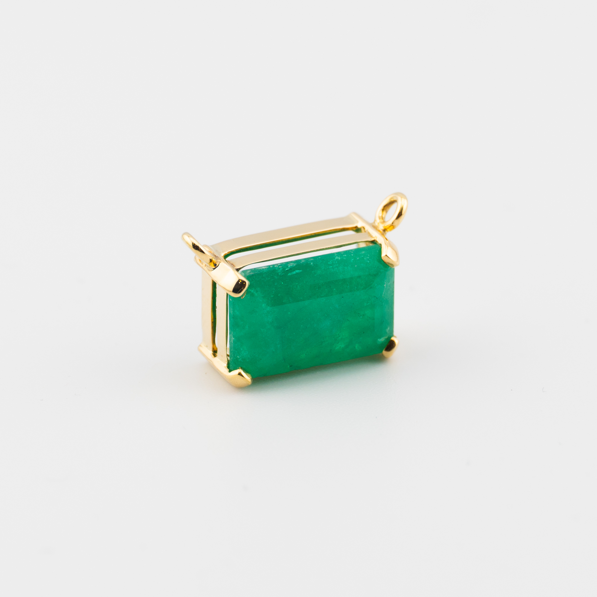 Dije con Esmeralda rectangular