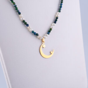 GARGANTILLA DE LAPISLÁZULI CON PERLAS 2.5MM CON DIJE LUNA Y BOLITAS