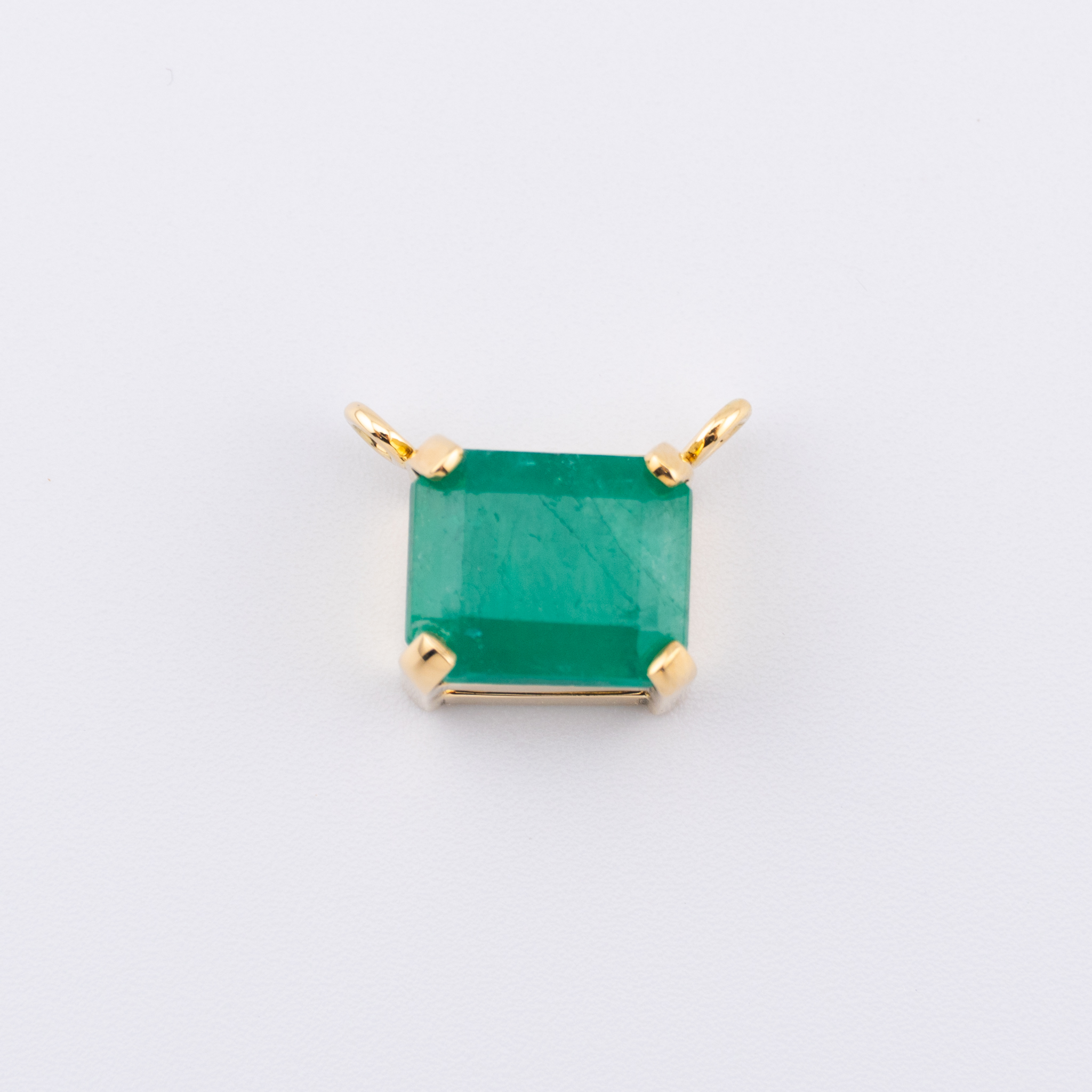Dije con Esmeralda Rectangular - Imagen 2