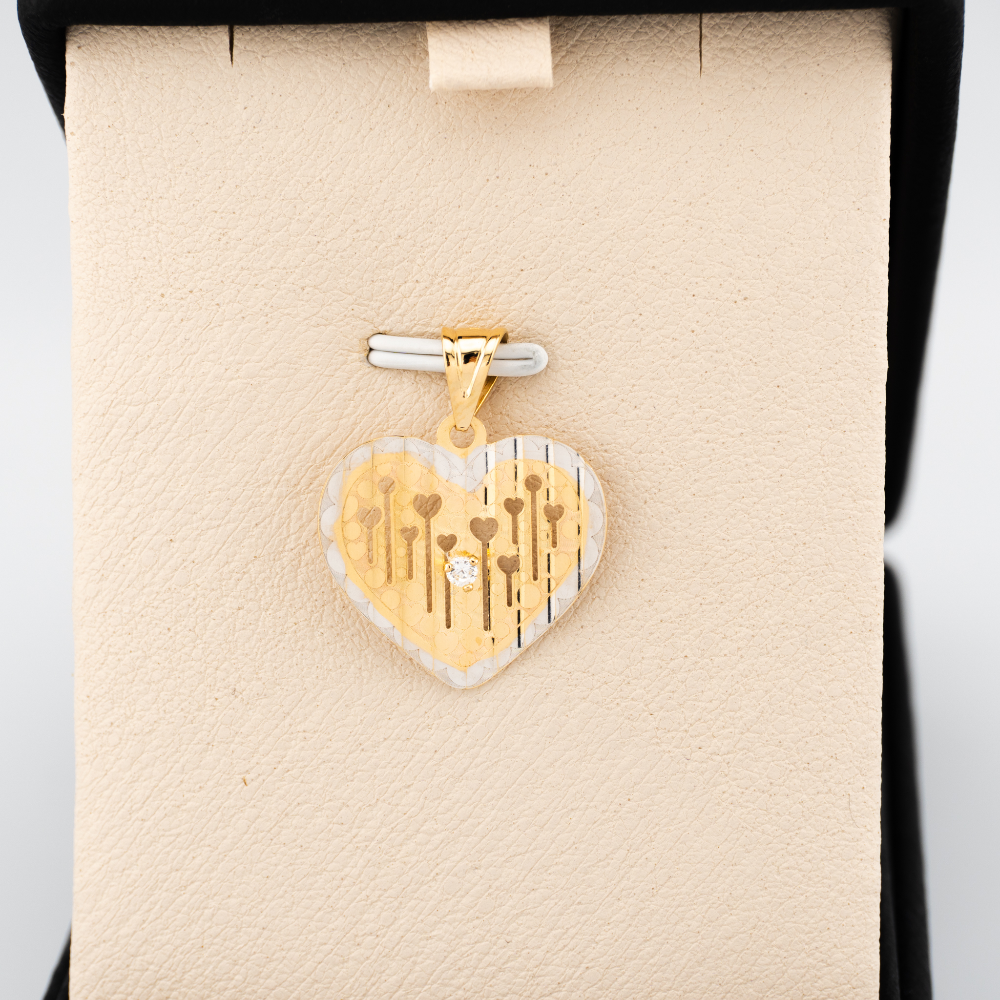 Dije de Corazon con cristal central - Imagen 3
