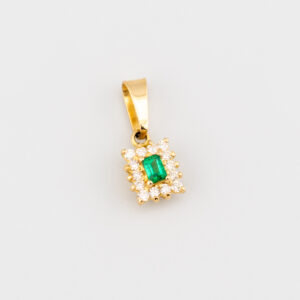 Dije de esmeralda y Diamantes