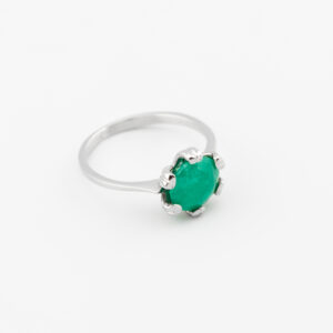Anillo con Esmeralda Redonda