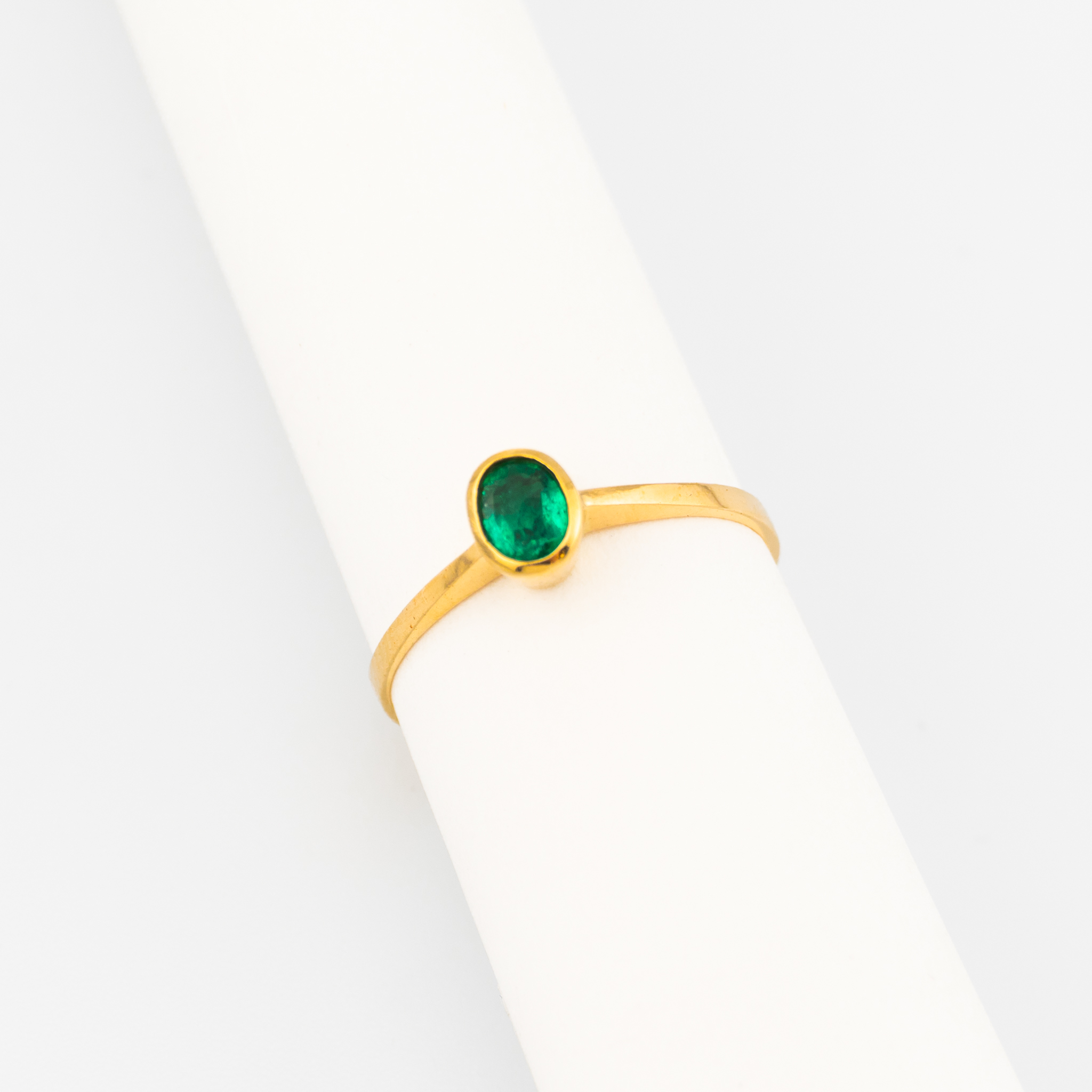 Anillo con Esmeralda ovalada - Imagen 4
