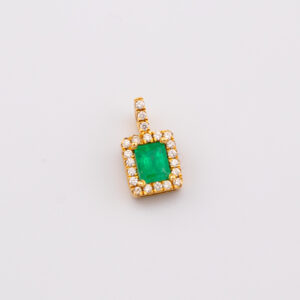 DIJE DE ESMERALDA CON DIAMANTES