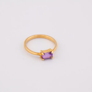 AO90012 - ANILLO CON AMATISTA EN ORO DE 18K - G 1.941