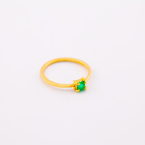 AOE115 - ANILLO CON ESMERALDA DE ORO - G 1.089 - CT 0.19